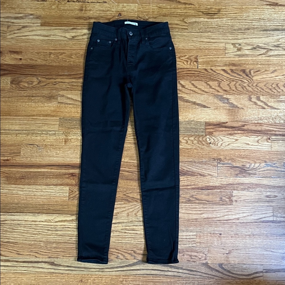 Levi's Classic Black Skinny Jeans